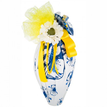 uova-giganti-floreali-tessuto-fiorato-fantasia-bianco-e-blu-con-fiore-decorativo